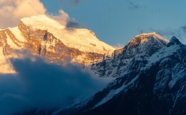 解决旅行者屏幕卡顿的问题(旅行者升级日照把车金山)