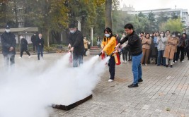 学校多长时间进行一次灭火和应急疏散演练