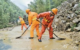 ​闻“汛”而动 众志成城｜怀运集团五强溪分公司：积极开展灾后生产自救 全力恢复客运服务(自救分公司生产灾后而动)