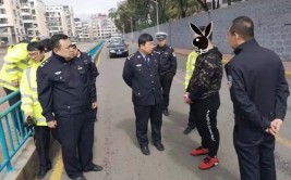 击碎肇事逃逸的幻梦-黄梅交警大队侦破“7.6”交通肇事逃逸案纪实(侦破肇事逃逸民警号牌)