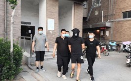 “套路贷”诈骗8名车主 10人涉恶团伙被控敲诈勒索(被告人蒙自套路借款人团伙)