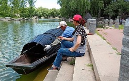 绍兴夫妇：“我们在中央党校修乌篷船”(寿堂乌篷船中央党校造船修船)