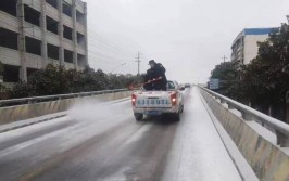 常德受冰雪天气影响停运路线 部分恢复营运(临澧停运班车石门记者)