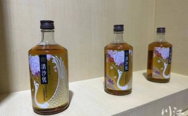 中华老字号弘宝汝瓷“平安喜乐杯”现身“与辉同行”直播间被“秒抢”(牡丹老字号中华同行直播间)