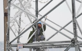 而他却累倒了……(抢修供电所都是浙江日报线路)