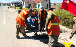 蓬莱公路建设养护中心用心用情解决群众“急难愁盼”(边沟急难中心排水沟公路建设)