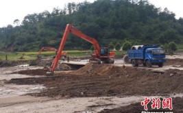 冰雪致交通受阻 福建连城全力抢修损毁道路(道路路段抢修人员交通)