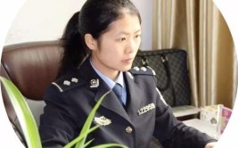 民警化身“解铃人”(李女士警官民警老人自己的)