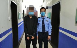 男子到公安局打探消息遇上民警，警察：确认过眼神，抓(被抓盗窃打探民警公安局)