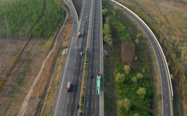 东延到赵苏路(道路东西向工程京沪高速主干道)