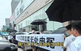 【沈阳车主拖着奔驰去上海】新车气囊自爆险丧命 维权无果不得不如此(奔驰维权气囊车主新车)