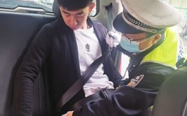 聊城交警公布警示案例，幸亏他们系了安全带(安全带齐鲁儿童交警伤害)