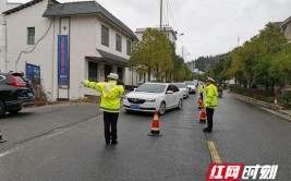 郴州北湖区整治交通问题顽瘴痼疾 打造路畅民安“顺心路”(整治痼疾湖区交通隐患)