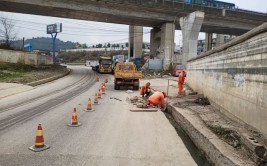 吉安公路分局精修细养提升养护管理水平(养护公路桥梁路肩大江网)