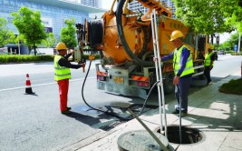 市政监察部门这样回复车主(水井掉进市政监察部门)