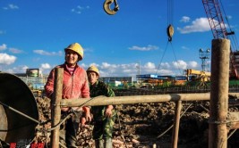 三线建设者张敏：“在深山老林里建起了一座新型的城市”(建设者一座建起城市新华网)