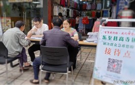 攀枝花市西区：大喇叭“唱”通为民服务渠道 “走新”更入心(格里纪检群众纪委宣传)