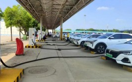 和顺县首个新能源电动汽车（重卡）充电站建成投运(充电站电动汽车松烟新能源重卡)