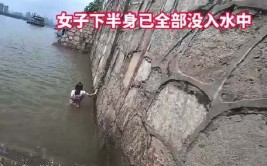 平凡生活中的“超级英雄” 两售后小哥英勇跳水救轻生妇女(小哥英雄女子中年两人)