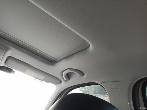 抬头一看不得了!汽车内饰顶棚也要清洗?(顶棚汽车内饰清洗也要) 汽修知识 抬头一看不得了!汽车内饰顶棚也要清洗?(顶棚汽车内饰清洗也要) 汽修知识