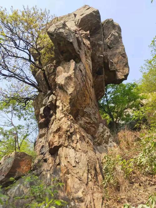 河南省方城县西北部一块神奇的风水宝地(家庄风水宝地虎头山上天书) 建筑知识