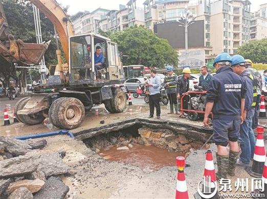 刺桐路和泉秀街路口供水管道阀门开裂致停水 15小时紧急抢修(刺桐抢修停水阀门供水) 汽修知识