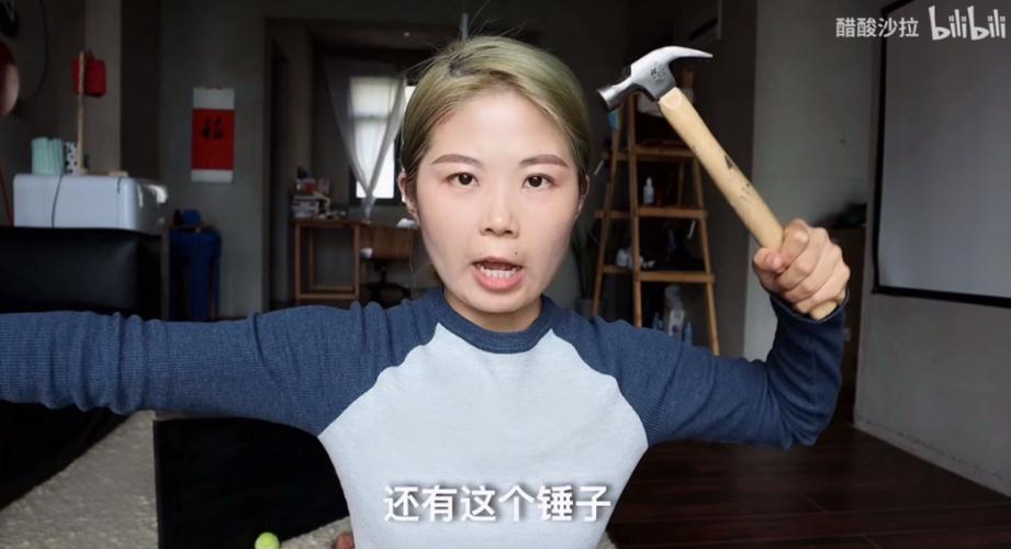 看李诞变李现不如来看女人抡大锤爆改毛坯房！(停了闹剧毛坯房女人大锤) 汽修知识