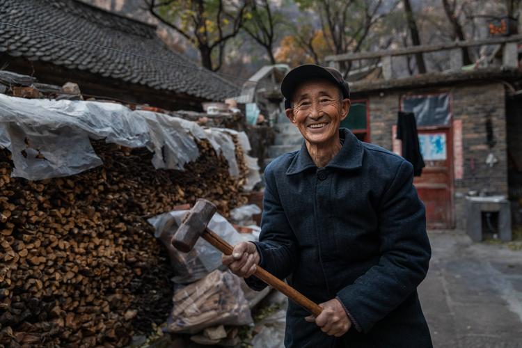 刘云铁：人间奇迹——追梦筑路的“郭亮”(大队老人申明钢钎当年) 汽修知识