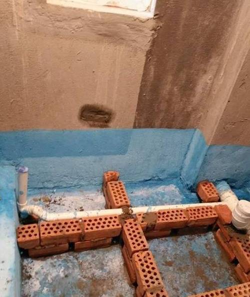 下沉式卫生间排水又降噪 廊坊装修公司授专业做法(下沉卫生间装修公司排水专业) 建筑知识