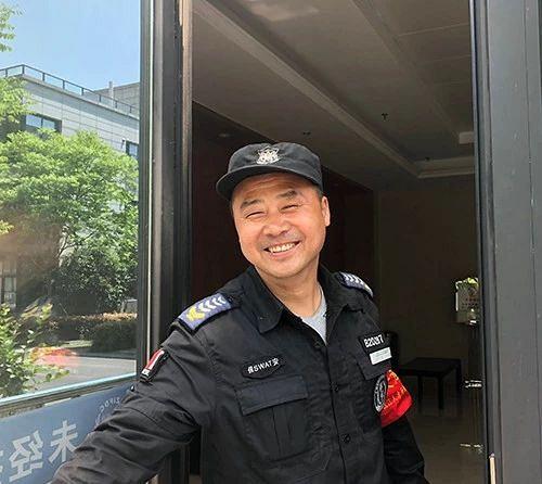 你也能像保安老李一样赚外快(机油整备发动机轮胎保安) 汽修知识 你也能像保安老李一样赚外快(机油整备发动机轮胎保安) 汽修知识