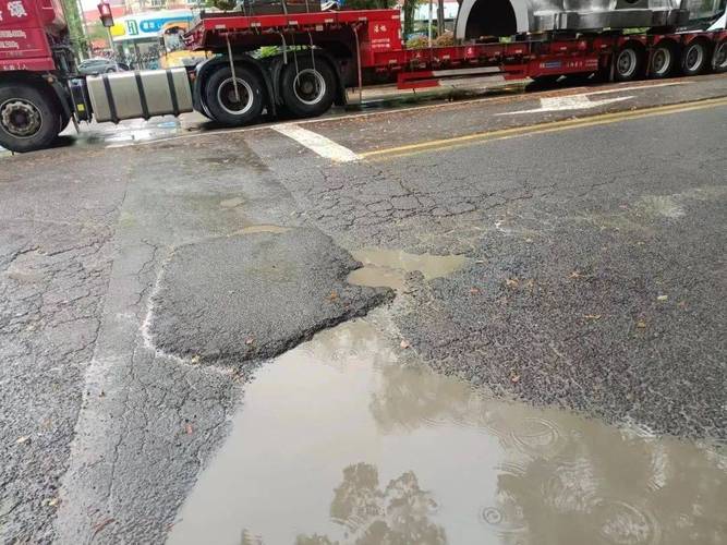 道路反复破损怎么办？李沧借助新工艺解决道路养护老难题(道路养护破损路面青岛新闻网) 汽修知识