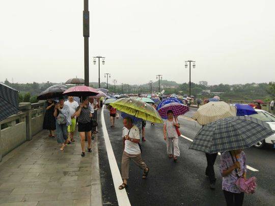 “万人渡口”将成“富顺记忆”：赵化大桥通车 八旬老人上海“打飞的”回乡看桥(富顺大桥渡口通车万人) 汽修知识