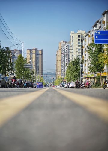 简阳：提升城市功能 推动聚人兴产(功能社区提升城市推动) 汽修知识