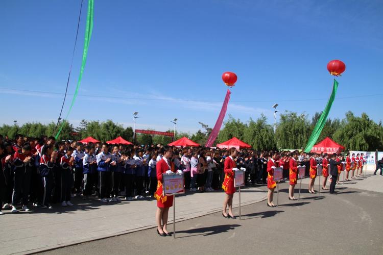 迎祖国七十华诞 展职教时代风采 | 铜陵技师学院--交通学院职教宣传周系列活动-“免人工费的汽车美容保养”(职教活动保养宣传周技师) 汽修知识