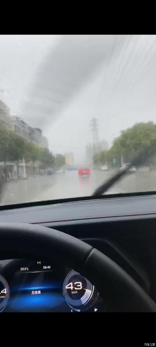 雨刮器根本忙不过来，要罢工了(雨刮器罢工暴力遭受再次) 汽修知识