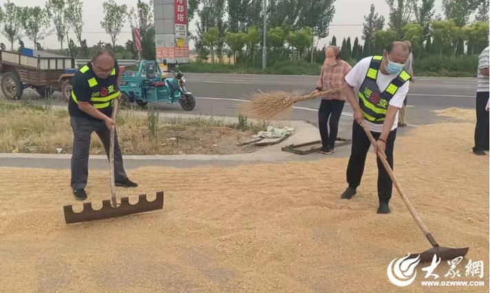 海阳公路：整治打场晒粮保障公路安全(打场公路群众保障沿线) 汽修知识