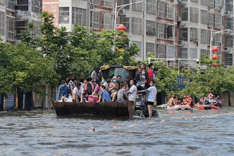 河南暴雨·救援丨卫辉新医一附院告急！家属抱婴儿紧急转移(救援转移告急暴雨家属) 汽修知识