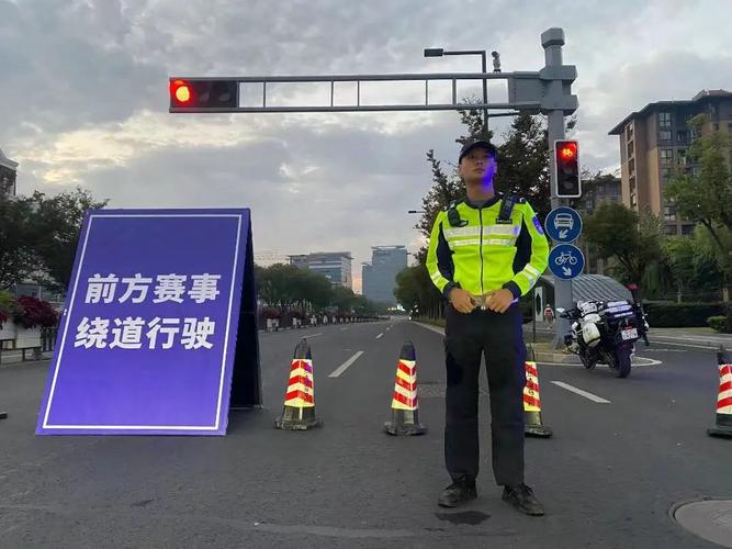 江北车主注意：浦口交警大队发布重要公告！(滨江大道马拉松路口交通) 汽修知识