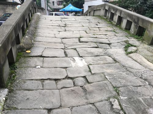 为极具代表性的文化遗产(大街条石古道文物路面) 汽修知识