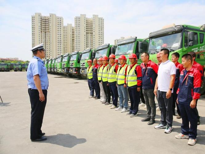 天津公安交管部门提示市民警惕汽车视线盲区(盲区驾驶人汽车交警车辆) 汽修知识