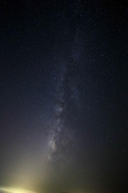 天文学家解读：璀璨“烟花秀”，每小时最大流量超100颗(流星雨流星观测天文学家彗星) 汽修知识