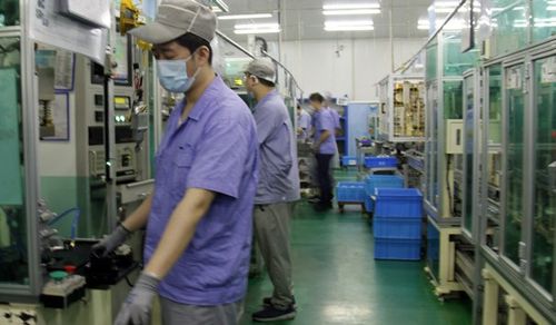稳经济 促发展 强信心 牡丹江富通汽车空调生产组装忙(组装汽车空调线上压缩机公司) 汽修知识