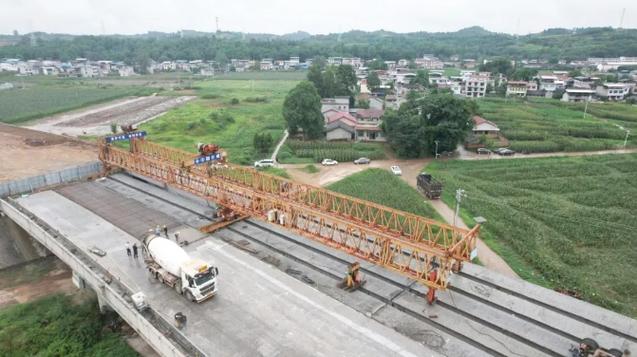 路基工程10月底完成(省道路基施工标段大桥) 汽修知识