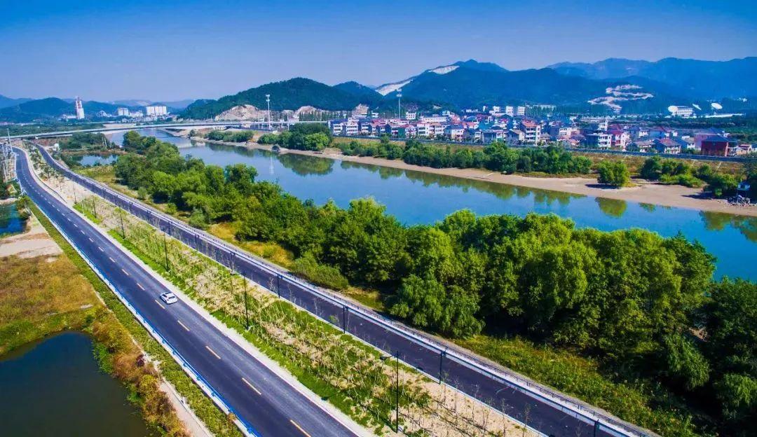 卡哪了？(道路几年拓宽前就哪了) 汽修知识
