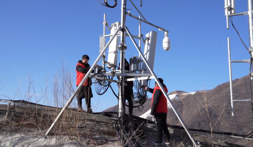 临汾移动洪洞分公司冒雪力保基站正常运行(洪洞基站保障分公司人员) 汽修知识