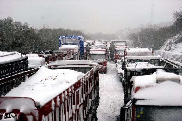 江西多地鹅毛大雪！这些高速路口封闭(鹅毛大雪封闭路口收费站结冰) 汽修知识