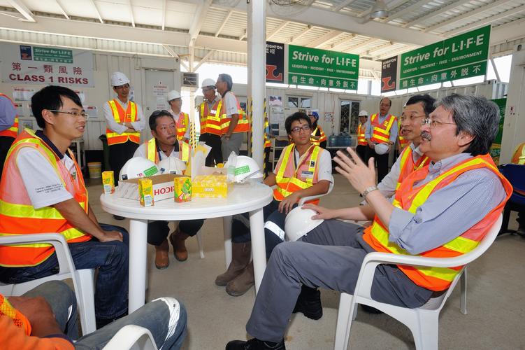 去香港当建筑工的优势 范文模稿